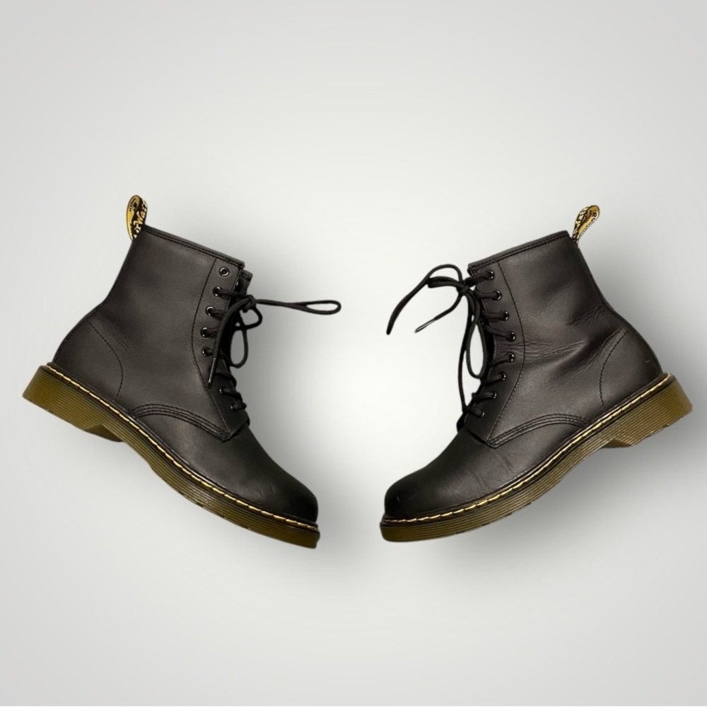 Dr. Martens 1460 Youth Lace Up Fashion‎ Boot (Big Kid) Sz 6